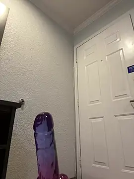 Snapshot of Gin4Cole chatting on 01.24.25 Gin4Cole online show from 01.24.25