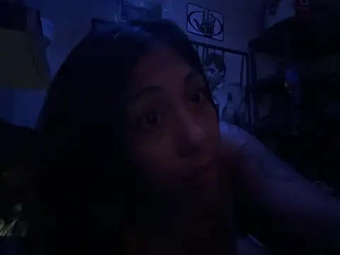 Snapshot of Gin4Cole chatting on 02.24.25 Gin4Cole online show from 02.24.25