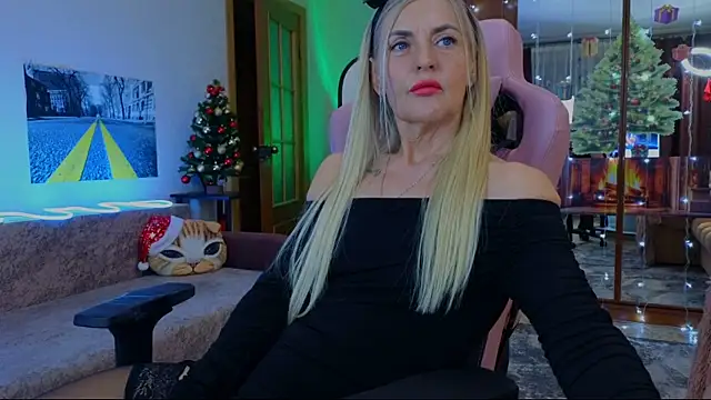 Snapshot of amelia_blondy chatting on 12.29.24 amelia blondy online show from 12.29.24