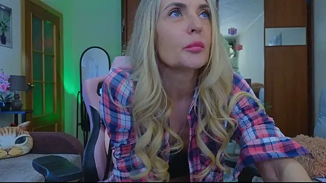 Snapshot of amelia_blondy chatting on 01.29.25 amelia blondy online show from 01.29.25