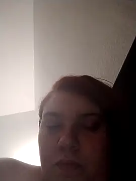 Snapshot of lolabun247 chatting on 12.31.24 lolabun247 online show from 12.31.24