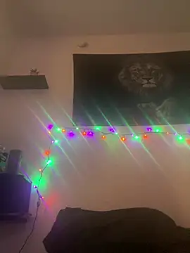 Snapshot of lolabun247 chatting on 10.30.25 lolabun247 online show from 10.30.25