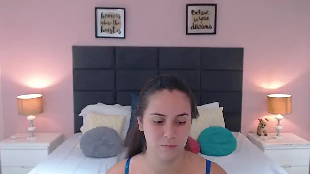 Snapshot of MadisonJenner chatting on 01.29.25 MadisonJenner online show from 01.29.25