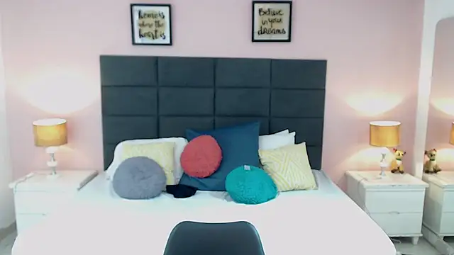 Snapshot of MadisonJenner chatting on 03.06.25 MadisonJenner online show from 03.06.25