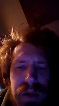 Snapshot of hothippie420 chatting on 03.18.25 hothippie420 online show from 03.18.25