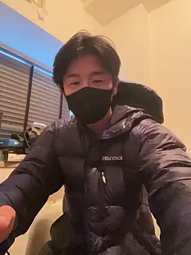 Snapshot of MTKIK chatting on 12.14.24 MTKIK online show from 12.14.24