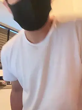 Snapshot of MTKIK chatting on 02.02.25 MTKIK online show from 02.02.25