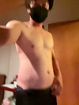 Snapshot of MTKIK chatting on 10.03.25 MTKIK online show from 10.03.25