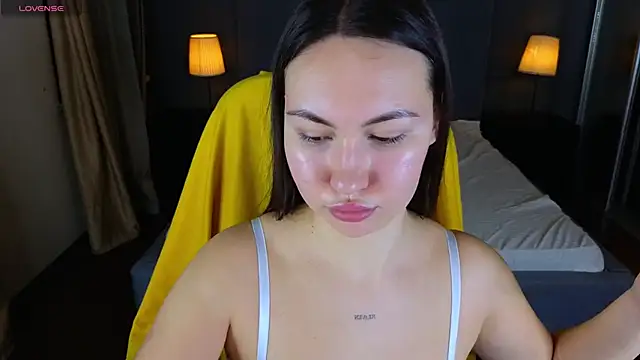 GIGI BENNET online show from 12.26.24