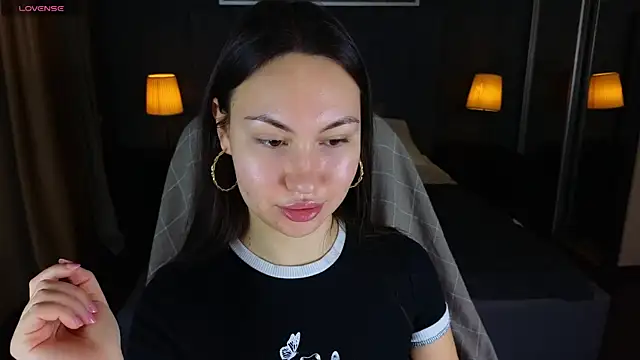 GIGI BENNET online show from 12.29.24
