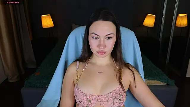 GIGI BENNET online show from 01.20.25