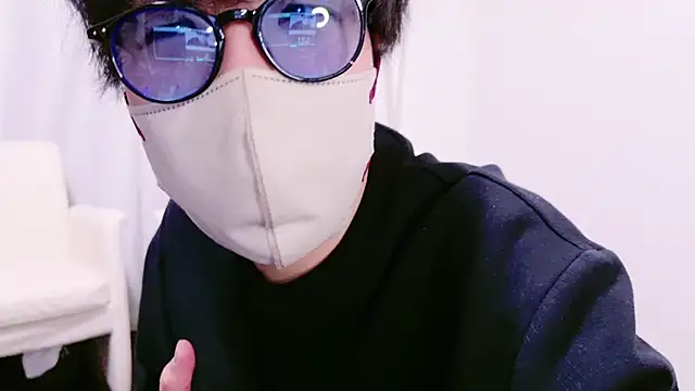 Snapshot of pako60_pako60 chatting on 02.05.25 pako60 pako60 online show from 02.05.25