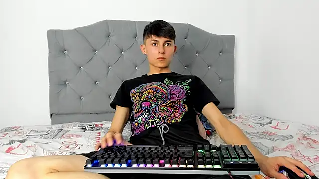 Snapshot of benavides_anthony chatting on 12.05.24 benavides anthony online show from 12.05.24