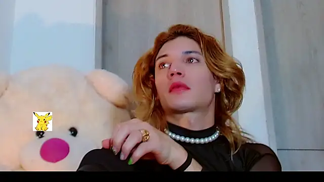 Snapshot of honey_skin chatting on 02.12.25 honey skin online show from 02.12.25