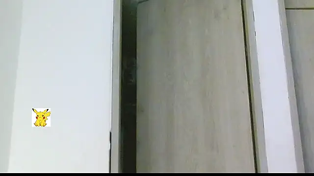 Snapshot of honey_skin chatting on 02.25.25 honey skin online show from 02.25.25