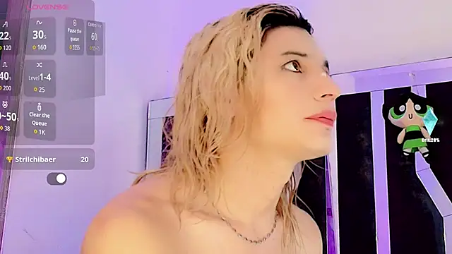 Snapshot of honey_skin chatting on 09.21.25 honey skin online show from 09.21.25