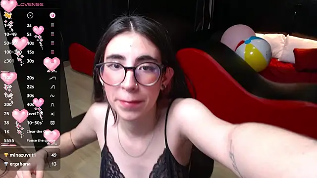 Snapshot of LenaRoses chatting on 12.14.24 LenaRoses online show from 12.14.24