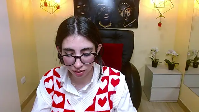 Snapshot of LenaRoses chatting on 02.28.25 LenaRoses online show from 02.28.25