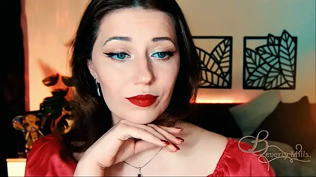 Snapshot of MissBeverlyMills chatting on 03.15.25 MissBeverlyMills online show from 03.15.25