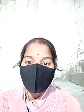 Snapshot of Anushka_Ji chatting on 01.05.25 Anushka Ji online show from 01.05.25