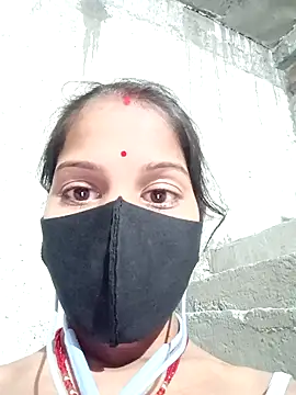 Snapshot of Anushka_Ji chatting on 01.12.25 Anushka Ji online show from 01.12.25