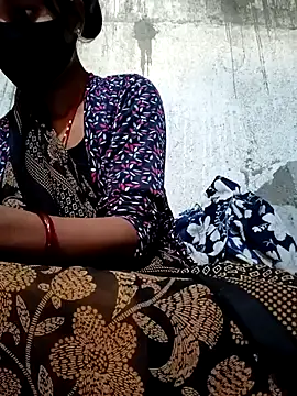 Snapshot of Anushka_Ji chatting on 02.05.25 Anushka Ji online show from 02.05.25