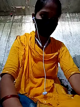 Snapshot of Anushka_Ji chatting on 02.18.25 Anushka Ji online show from 02.18.25