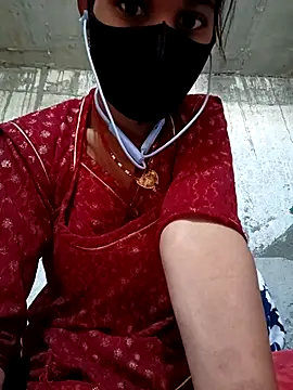 Snapshot of Anushka_Ji chatting on 03.08.25 Anushka Ji online show from 03.08.25