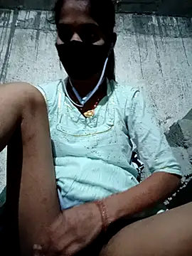 Snapshot of Anushka_Ji chatting on 03.11.25 Anushka Ji online show from 03.11.25