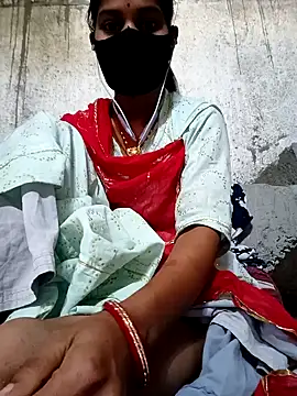 Snapshot of Anushka_Ji chatting on 03.12.25 Anushka Ji online show from 03.12.25