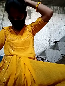 Snapshot of Anushka_Ji chatting on 03.20.25 Anushka Ji online show from 03.20.25