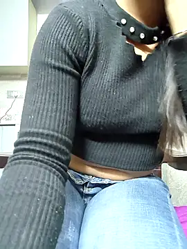 Snapshot of Sarita_7 chatting on 12.21.24 Sarita 7 online show from 12.21.24