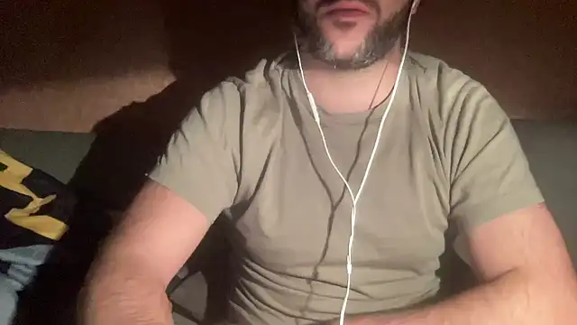 Snapshot of RedDante89 chatting on 02.09.25 RedDante89 online show from 02.09.25