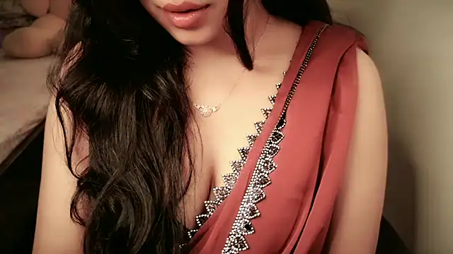 Snapshot of Spice-Summi chatting on 10.17.25 Spice-Summi online show from 10.17.25