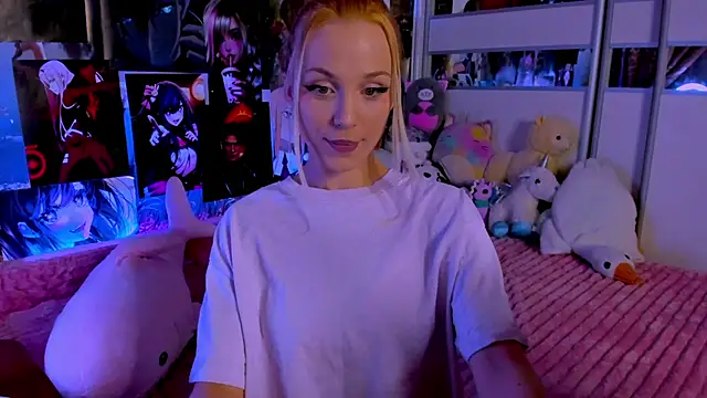 Snapshot of Cute__Pony chatting on 02.27.25 Cute Pony online show from 02.27.25