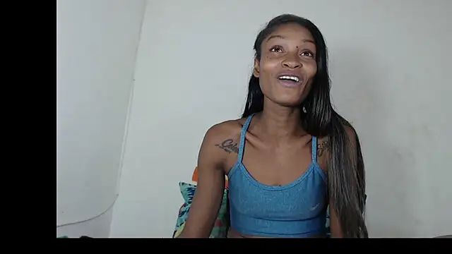 Snapshot of Britanylee_01x chatting on 03.07.25 Britanylee 01x online show from 03.07.25