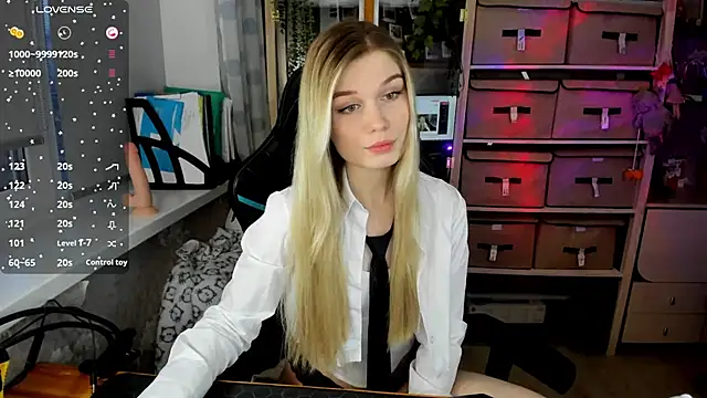 Snapshot of omg_lina chatting on 12.05.24 omg lina online show from 12.05.24