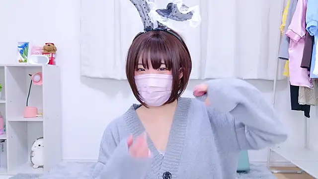 Snapshot of 841_yayoi chatting on 12.29.24 841 yayoi online show from 12.29.24