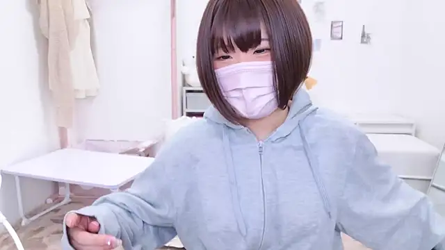 Snapshot of 841_yayoi chatting on 02.23.25 841 yayoi online show from 02.23.25