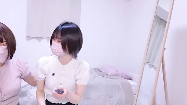 Snapshot of 841_yayoi chatting on 02.23.25 841 yayoi online show from 02.23.25