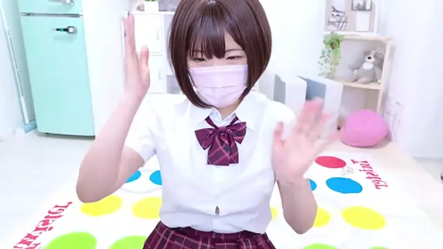 Snapshot of 841_yayoi chatting on 03.19.25 841 yayoi online show from 03.19.25