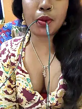 Snapshot of jasss-11 chatting on 12.30.24 jasss-11 online show from 12.30.24