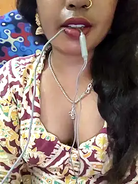 Snapshot of jasss-11 chatting on 02.02.25 jasss-11 online show from 02.02.25