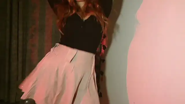 Snapshot of urvashihott chatting on 01.17.25 urvashihott online show from 01.17.25