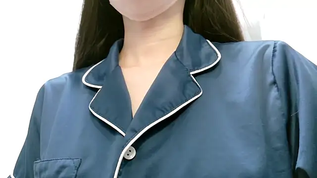 Snapshot of _mi_tsu_ki_ chatting on 03.02.25 mi tsu ki online show from 03.02.25