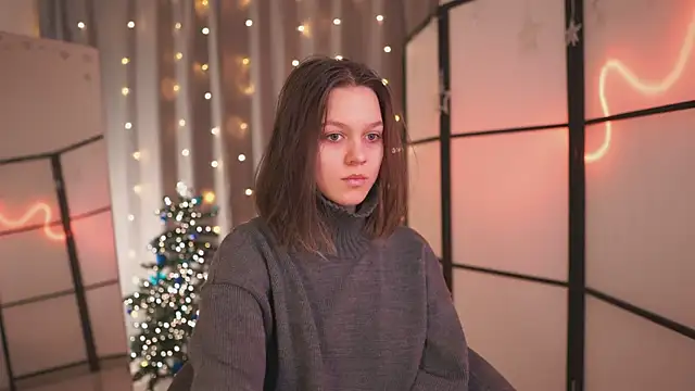 Snapshot of Addelin_Moon chatting on 12.22.24 Addelin Moon online show from 12.22.24