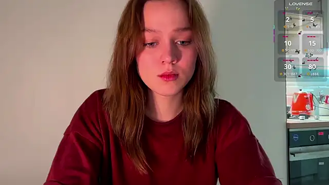 Snapshot of Addelin_Moon chatting on 10.17.25 Addelin Moon online show from 10.17.25