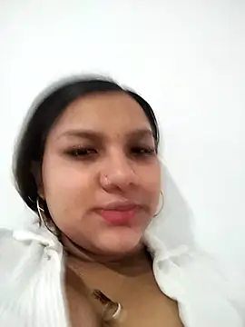 Snapshot of Alix_sweet22 chatting on 11.09.25 Alix sweet22 online show from 11.09.25