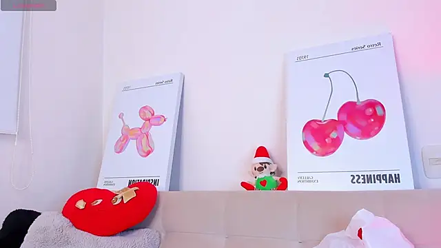 Snapshot of SofiaFerrer chatting on 03.13.25 SofiaFerrer online show from 03.13.25