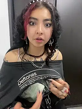 Snapshot of _Gothiccbitch_ chatting on 12.17.24  Gothiccbitch  online show from 12.17.24